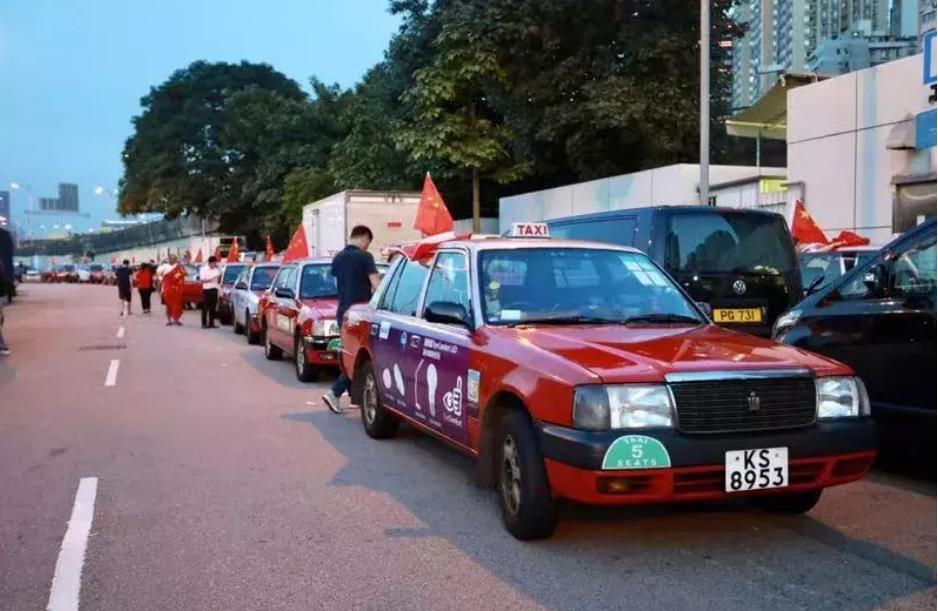 香港出租车老皇冠多大排量,香港港车保时捷911