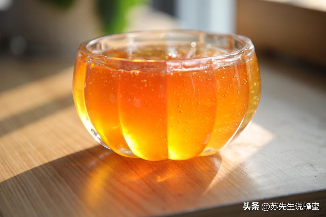 怎样辨别真蜂蜜假蜂蜜,怎么简单分辨假蜂蜜