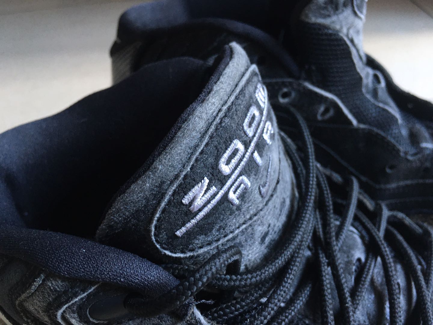 球鞋开胶怎么保存,如何避免球鞋开胶氧化