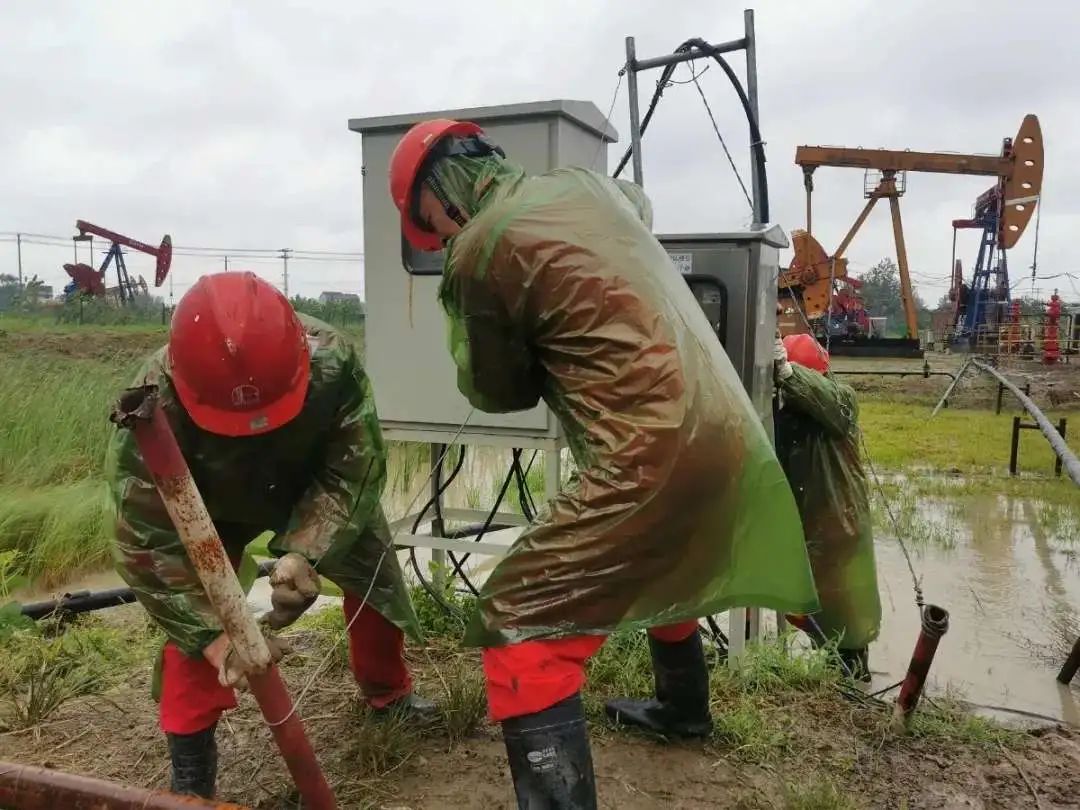 超长待机，魔幻40天，看着看着就忍不住……