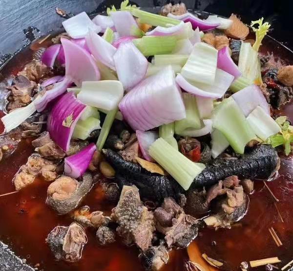 广源避暑休闲村好玩吗,广源避暑休闲村海拔