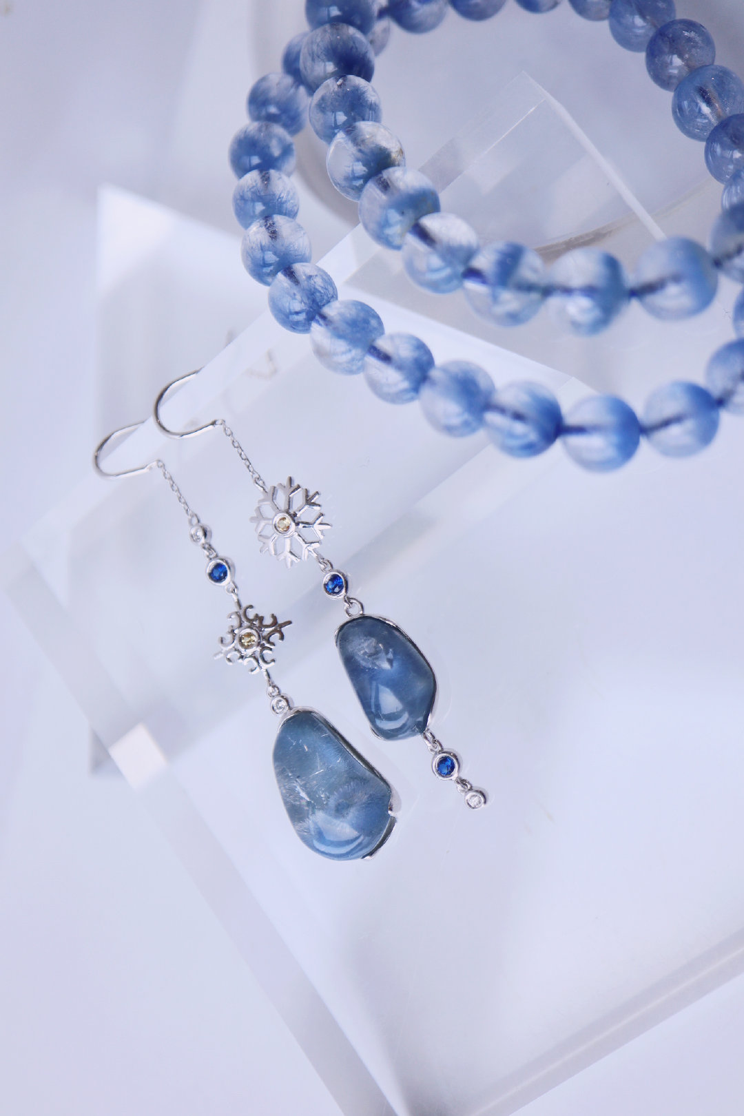 晶石发晶,五彩晶石发晶