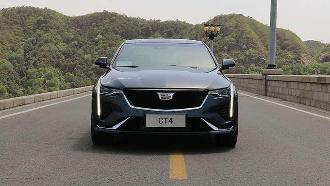 凯迪拉克ct4试驾评测视频,凯迪拉克ats跟ct4有什么区别