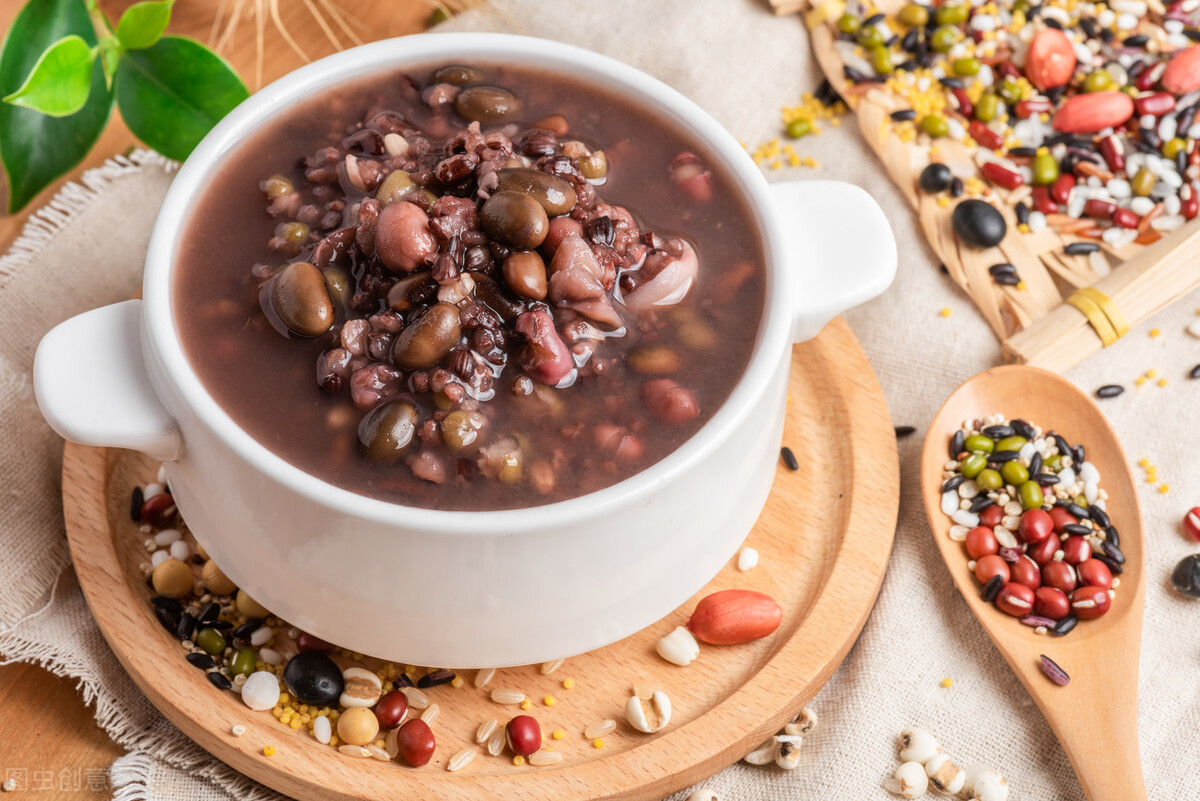 肾虚气血虚导致的脱发吃什么,肾虚血虚脱发严重