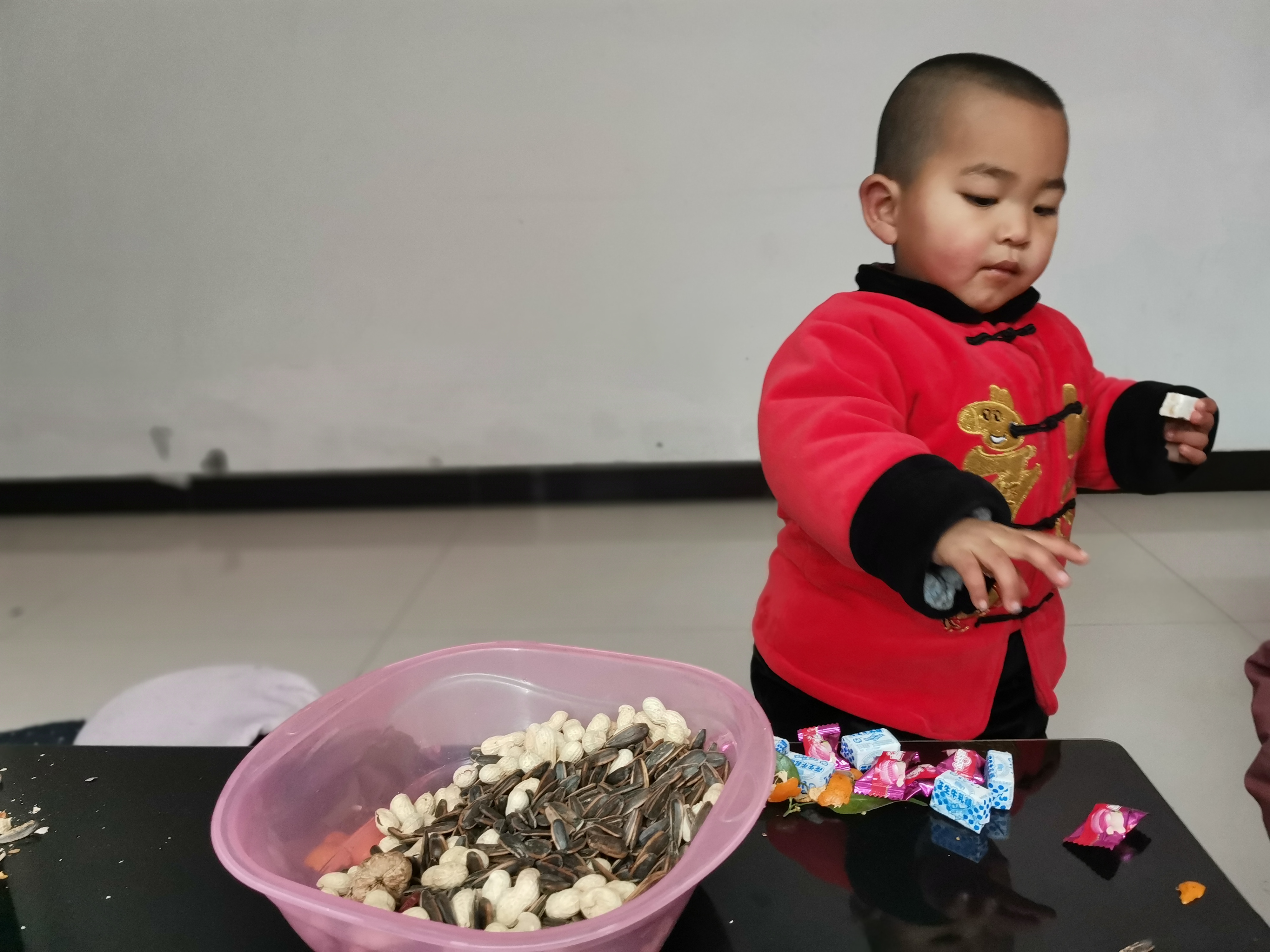 亲朋好友热情的款待,亲朋好友热情招待