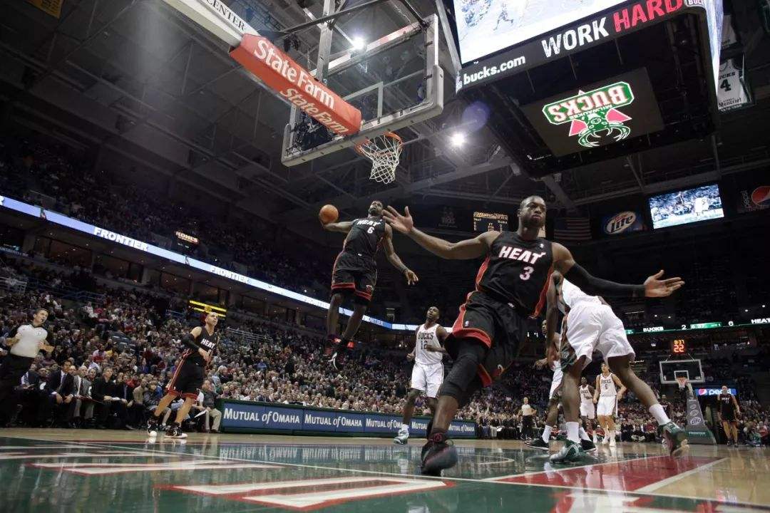 球员评价威尔胜和斯伯丁,篮球选威尔胜还是斯伯丁