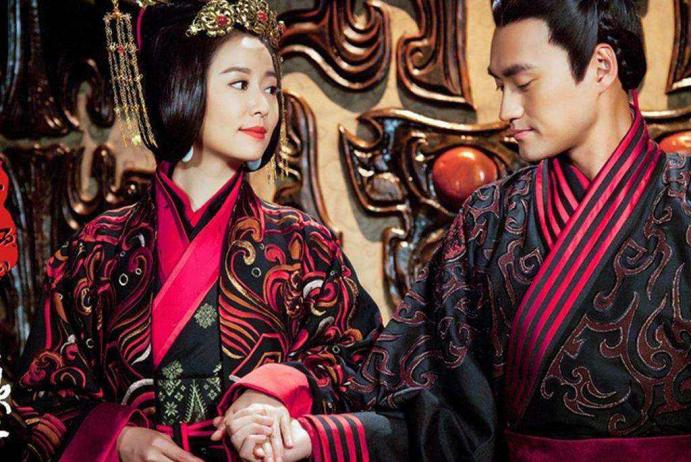 “移动摆摊鼻祖”,只卖服务不卖商品,光武帝刘秀的“顺风驴车”