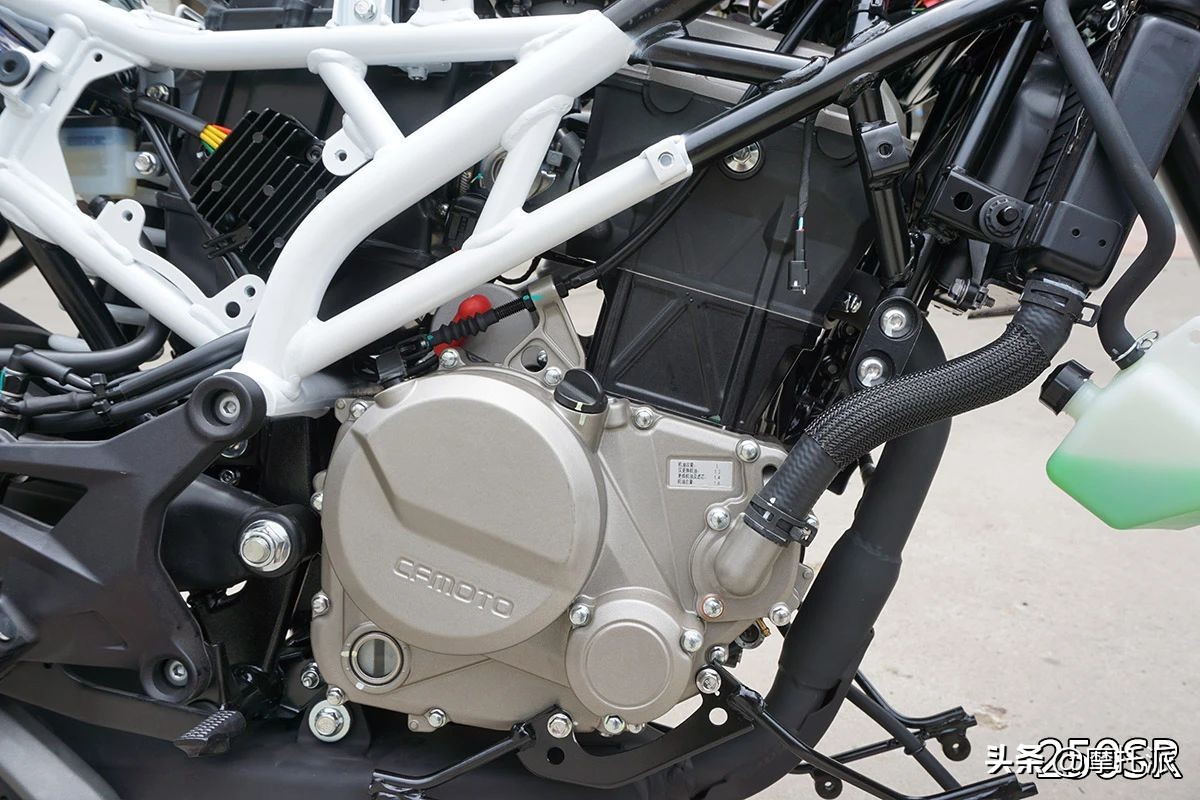 豁车有理，拆车无罪：GPR150灵魂对决250SR