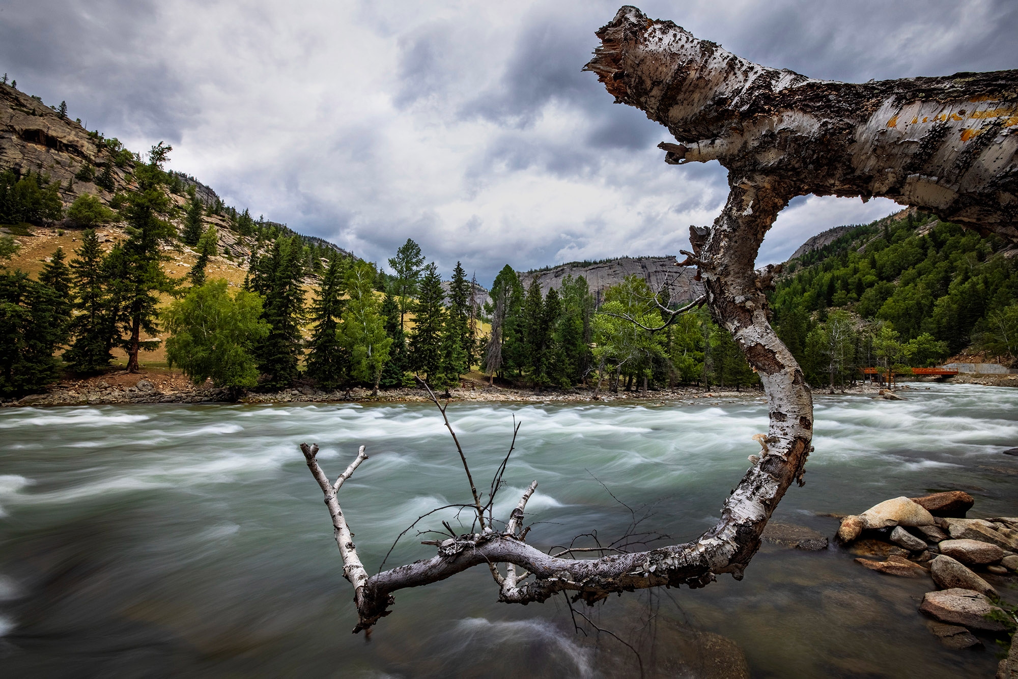 eosr5适合风光摄影吗,eosr和r5哪个拍视频好