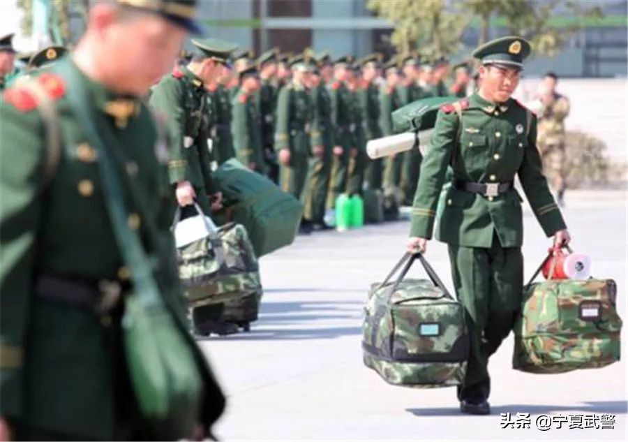 虎斑特战军大衣,虎斑特战服武警都可以穿吗