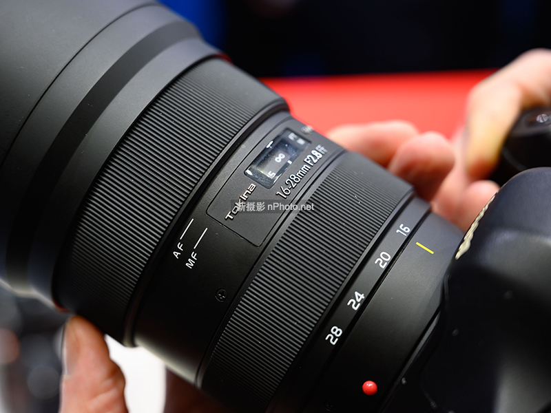 便宜好用的超广角全幅镜头,超广角镜头16-35价格