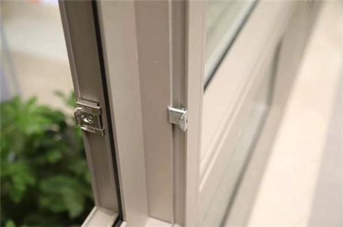 门窗打胶45度角技巧,门窗打胶怎么打好4个角