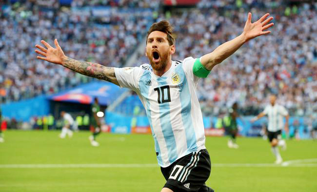 欧冠金靴奖莱万,欧冠小组赛5佳球梅西c罗领衔