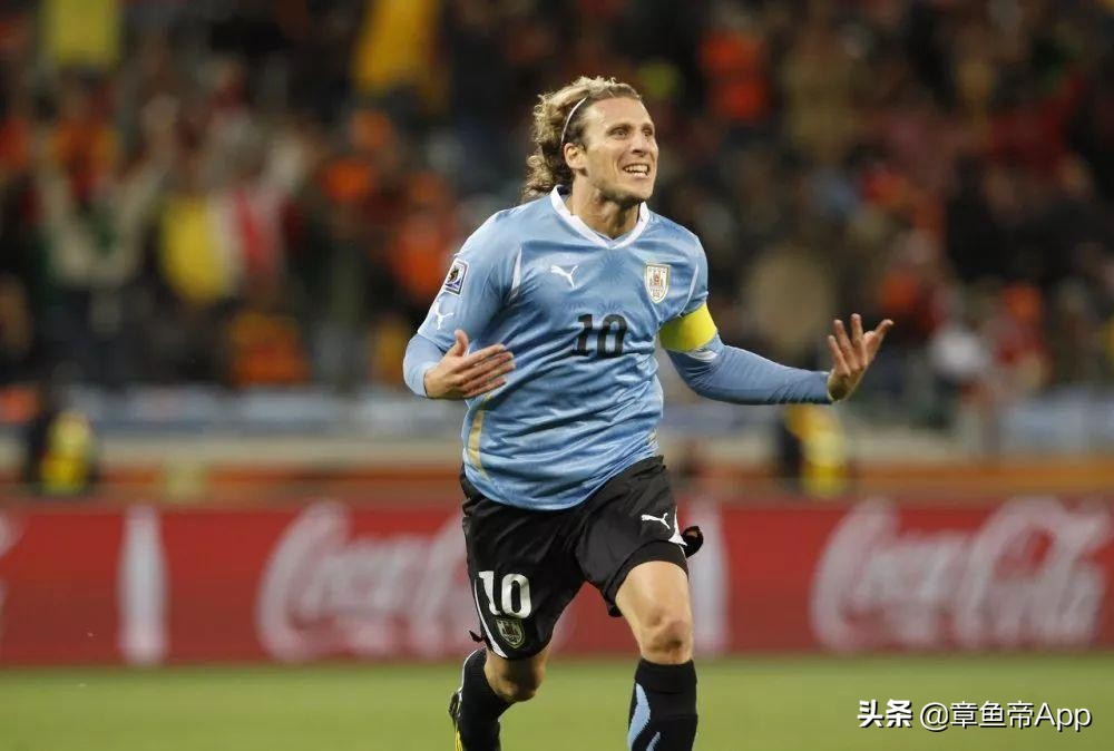 一日足坛动态汇总：枪手7年前人员全部走光吴镇宇落叶归根