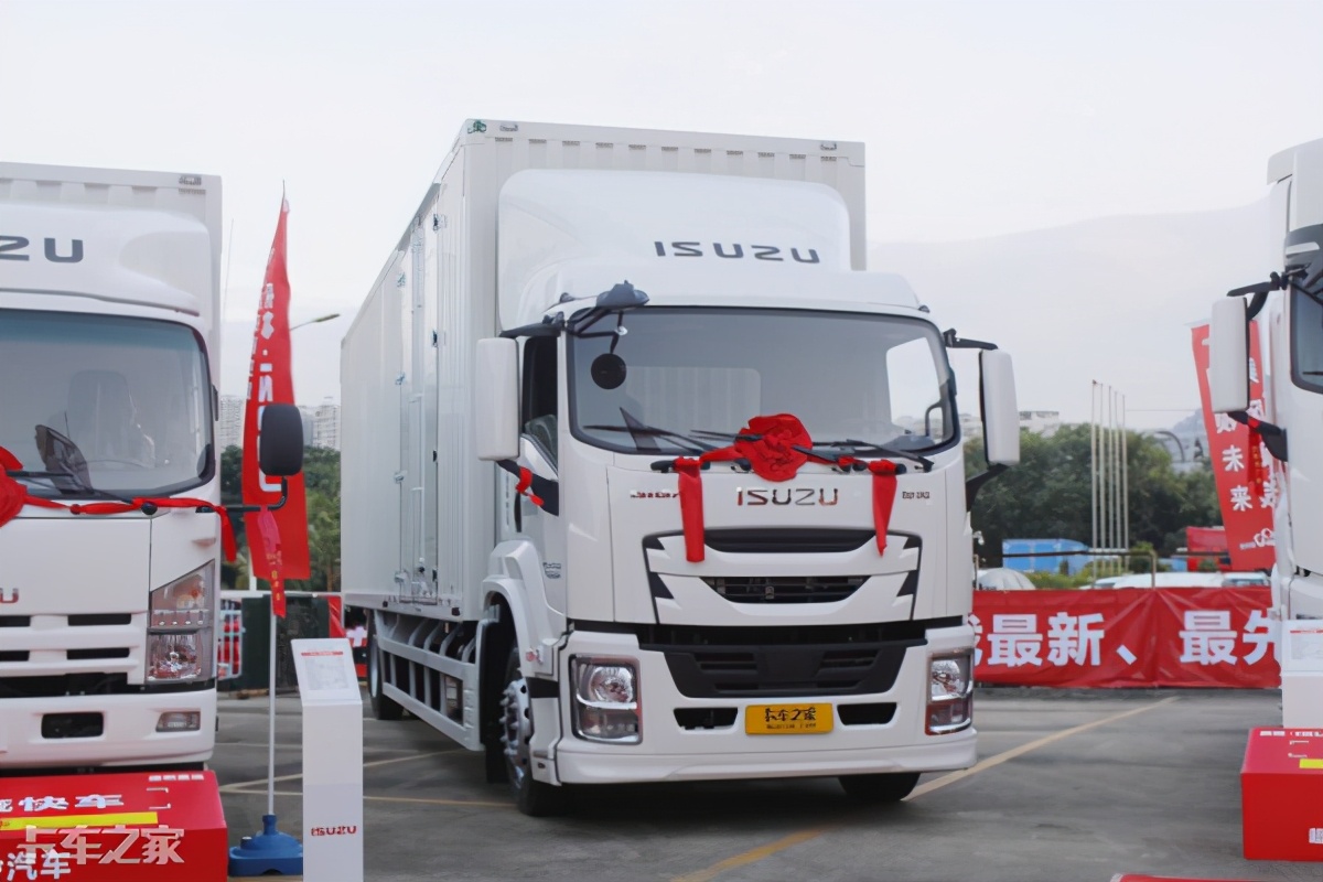 庆铃五十铃新产品巨咖4x,五十铃巨咖大单桥9.6米载货车