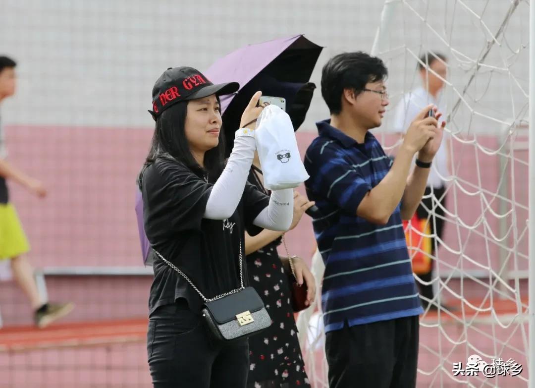 快乐足球记忆录,足球带给孩子们更多的快乐和成长