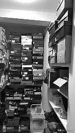 一双球鞋炒到69999元,一双球鞋2000钱