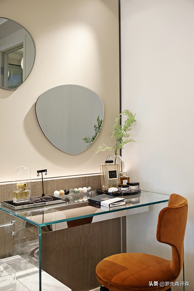 万科白鹭郡公寓复式,南沙万科白鹭郡与越秀东坡谁好