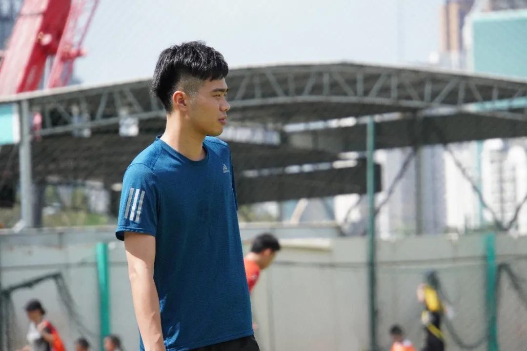 学校足球队取得佳绩,喜报我校足球队喜获甲组乙级亚军