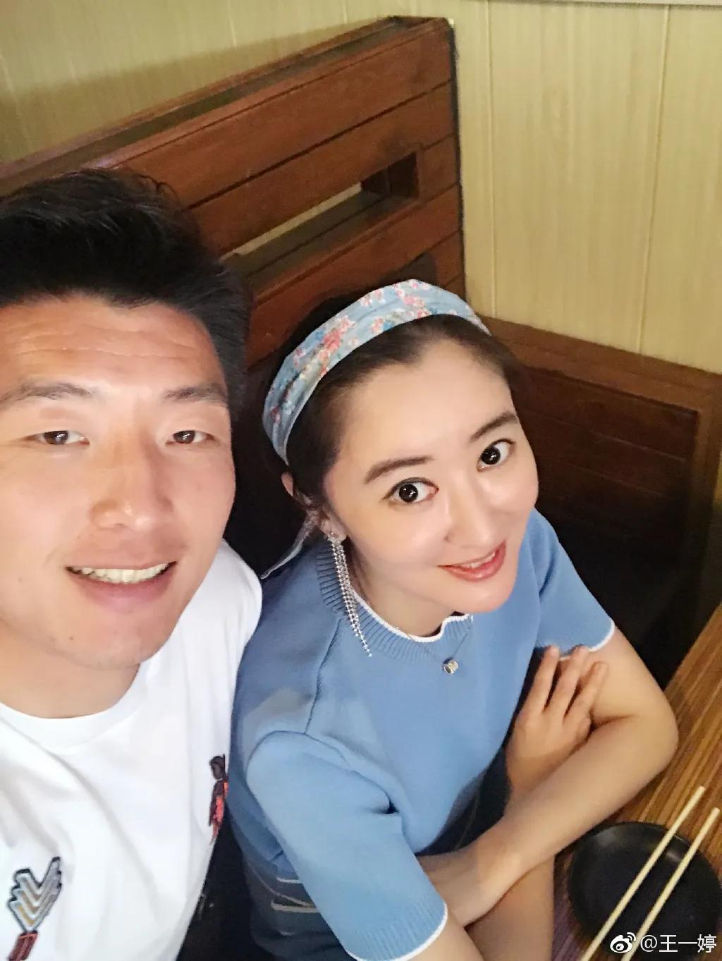 「早晚要认识」帅气逼人的国脚杨旭和他美艳女主持太太