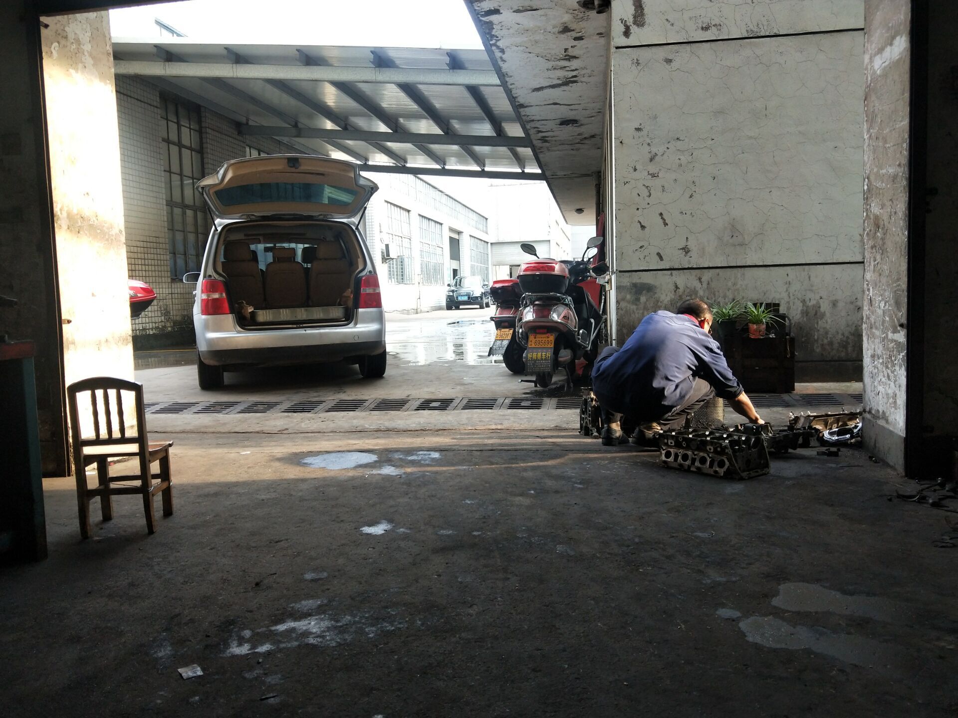 2010款大众途观发动机大修,2010年大众途观大修自己开值不