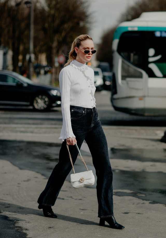 珍珠帽子白色怎么搭配好看,休闲穿搭适合戴的珍珠