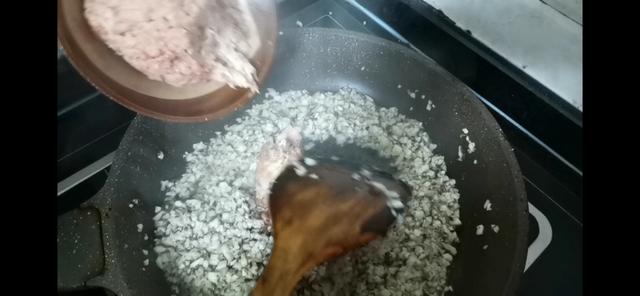 早餐简单做法烧卖,烧麦怎么做最简单并且特好吃