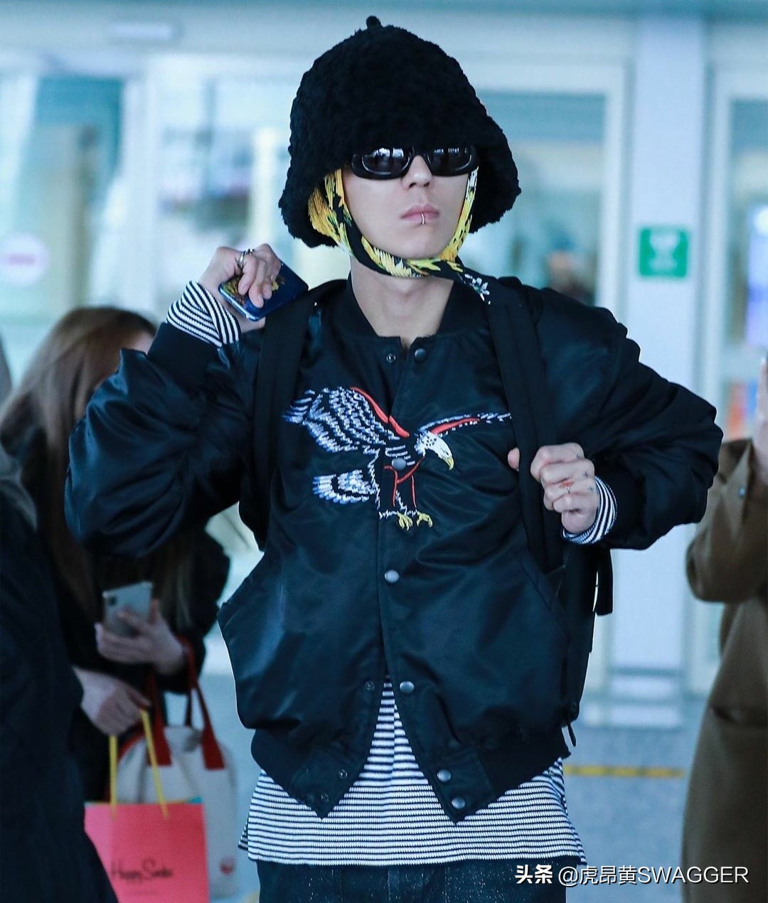 宋旻浩演唱会穿搭,韩国歌手宋旻浩