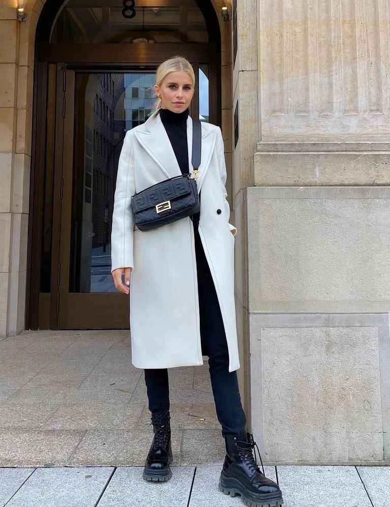 你还在买这么贵的大衣吗,买了件比较贵的大衣有些后悔