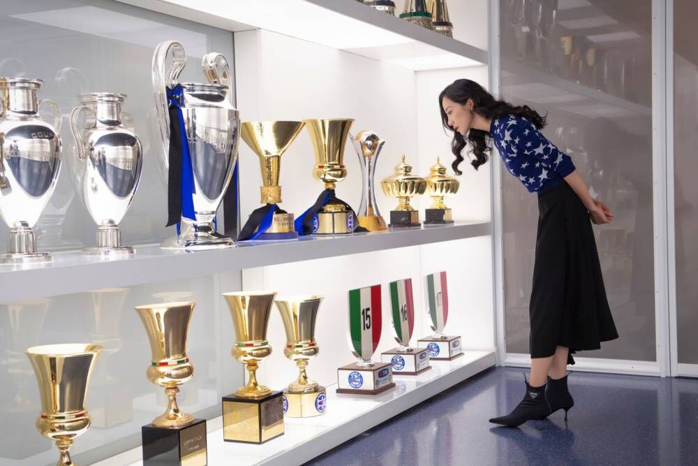 韩雪超美国米球衣写真出炉！还有这些女神酷爱穿球衣出境！