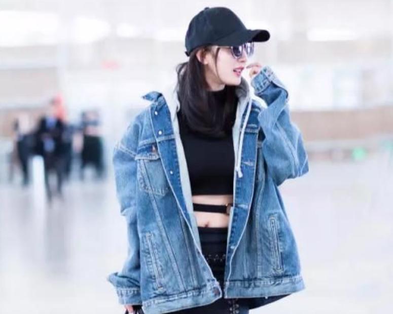 杨幂最新生图,杨幂生图对比