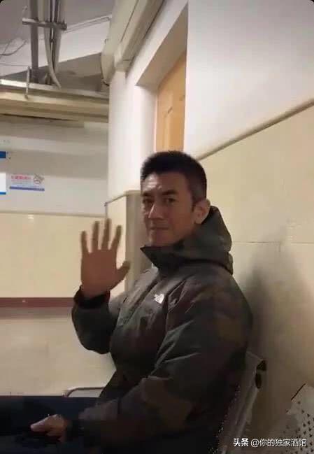 8岁被生母抛弃如今找我赡养,8岁被母亲抛弃再见却已经是外人