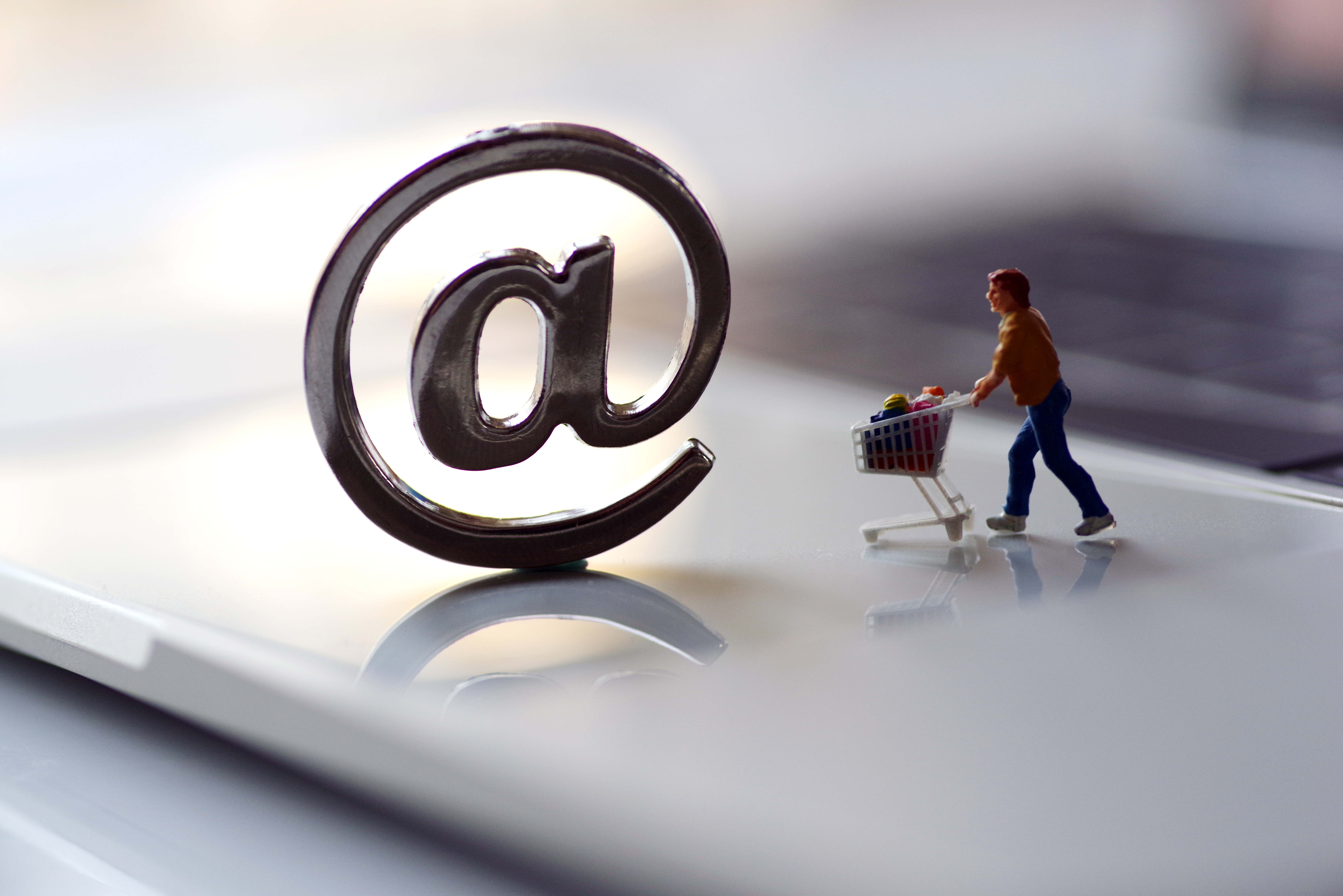 值得长期投资的上市公司,估值在20亿左右的上市公司