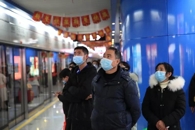 街拍20图：战“疫”中的宁波