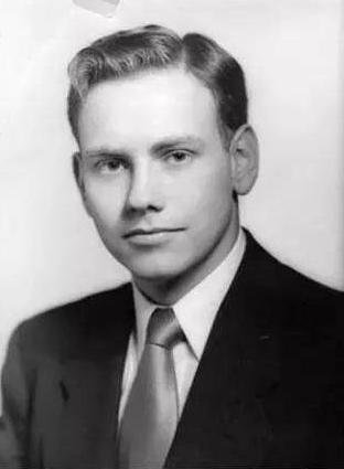 巴菲特式负债思维,巴菲特告诉年轻人如何面对挫折