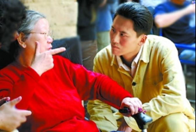 毛主席独自珍藏毛岸英遗物26年，毛岸英牺牲后他曾休养两个多月