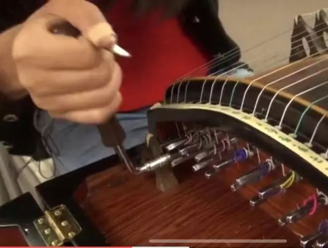 古筝弹不出空鸣音什么原因,古筝弹得不好听是什么原因