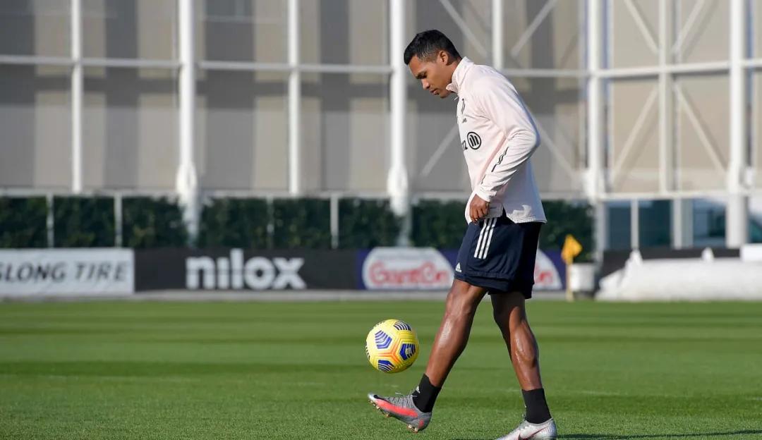 巴萨阿图尔受伤,阿图尔为什么缺阵