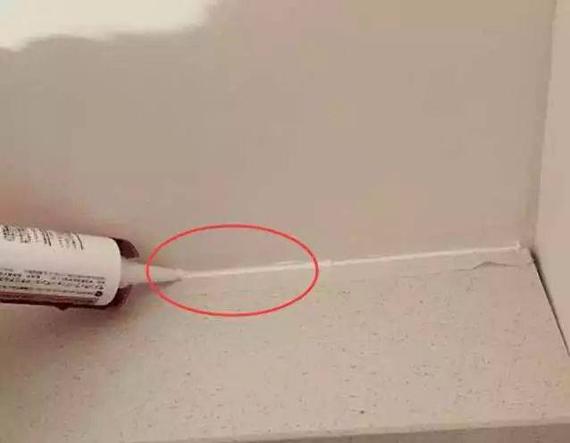 装修千万别用师傅自带的玻璃胶,装修用的玻璃胶里面有哪些猫腻