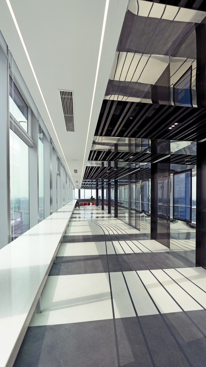 现代与传统波斯顿科学成都办公与培训中心设计欣赏