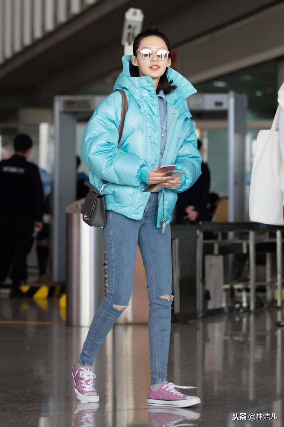 戚薇唐嫣杨幂宋茜,戚薇刘雯唐嫣穿皮草