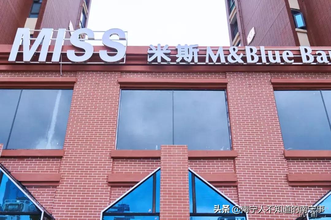 南宁复古拍照地港风,南宁拍照圣地小清新