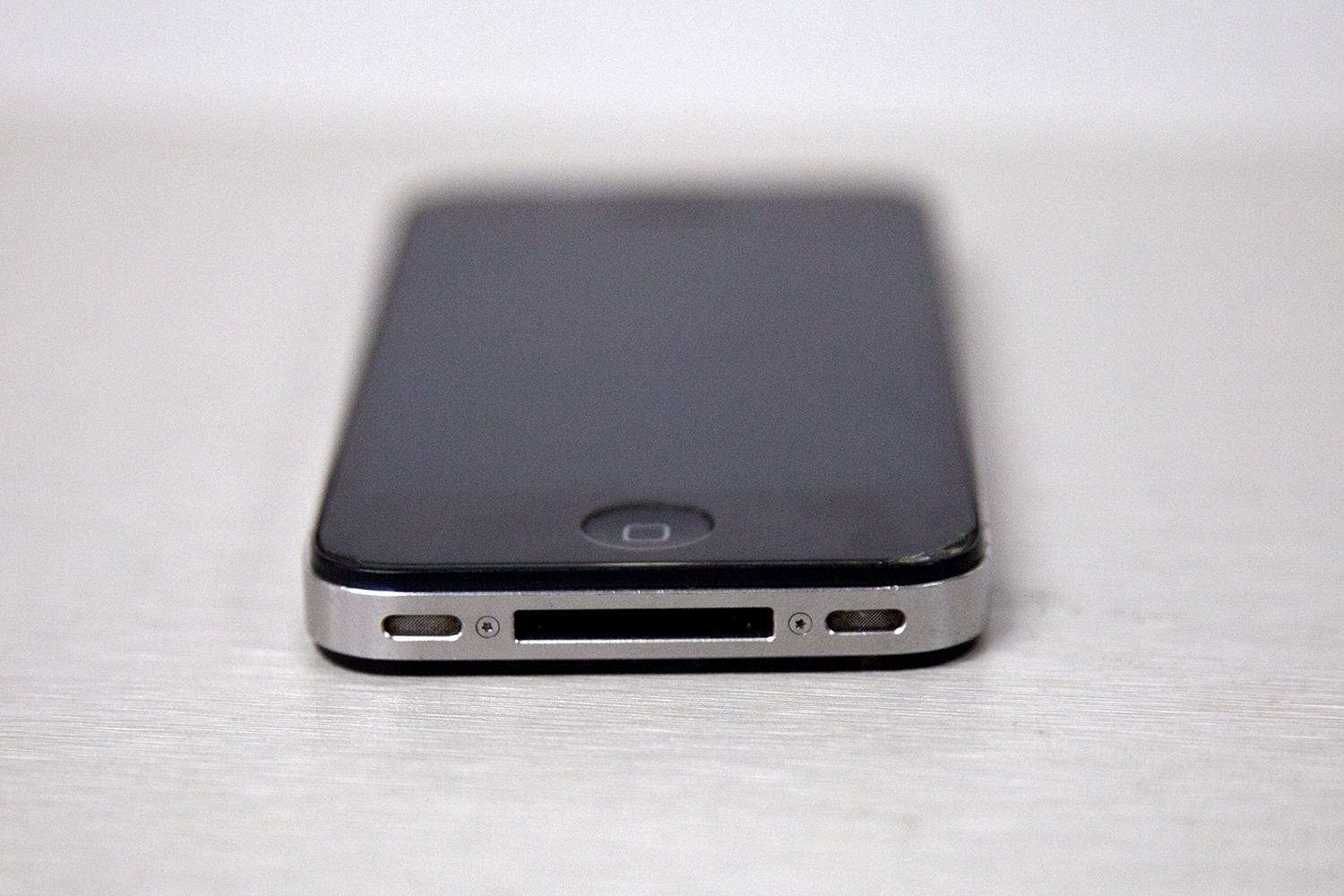 8年后重新回到原点,乔布斯最后的经典iphone4s