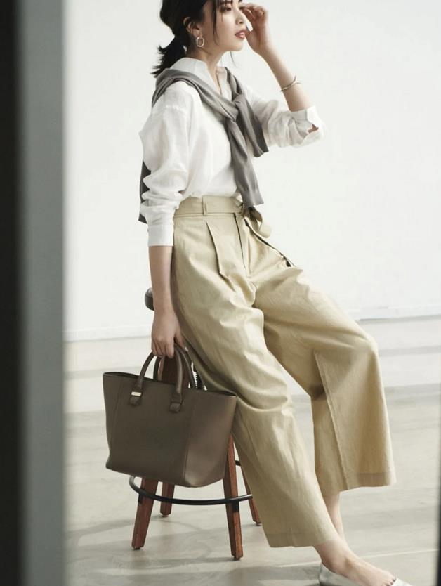 秋季显瘦卡其色穿搭,卡其色穿搭秋季高级