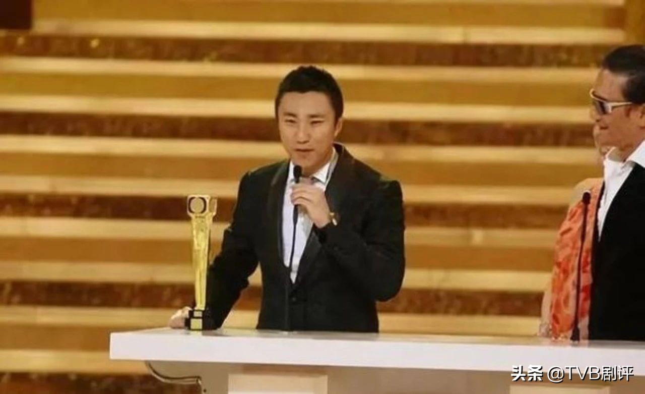tvb颁奖典礼飞跃进步男艺员2018,tvb2021飞跃进步男艺人奖项引争议