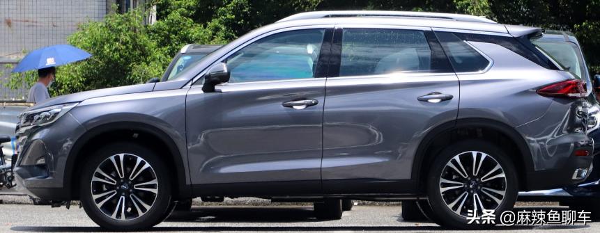 「辣评传祺GS5」只两个气囊，1.5T动力不足，很帅卖得很惨