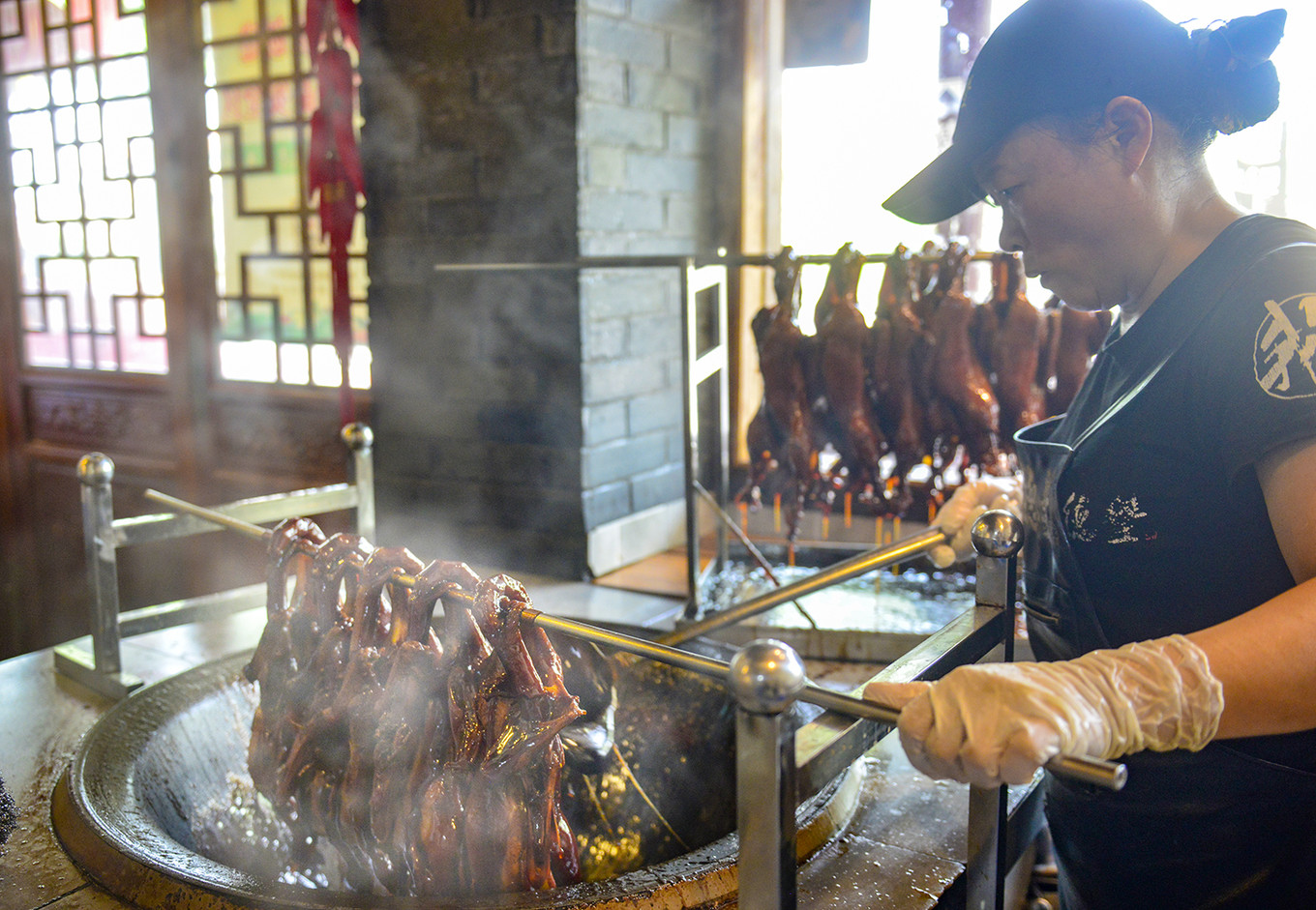 和小姐姐一起逛嘉兴吃百年传承的美味，大胆的把美好生活秀给你看