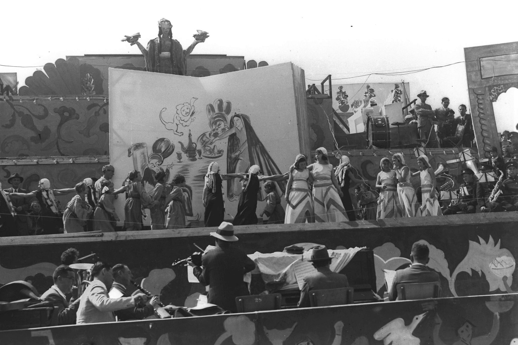 二战时为何犹太人会遭灭顶之灾,二战中犹太人惨遭屠戮的原因