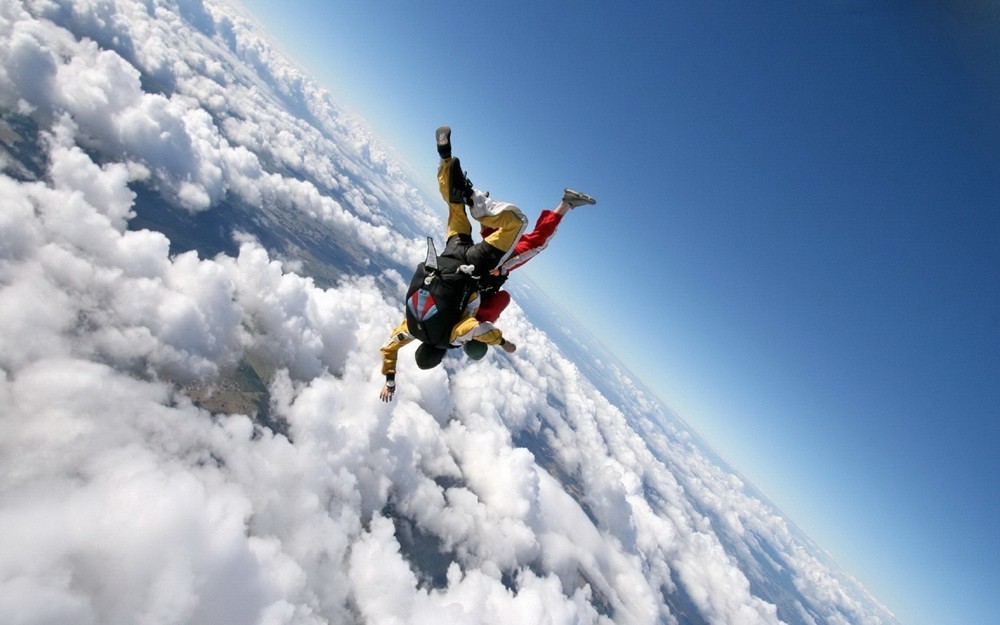 高空跳伞恐怖吗，高空跳伞怎么克服自己的内心恐惧？