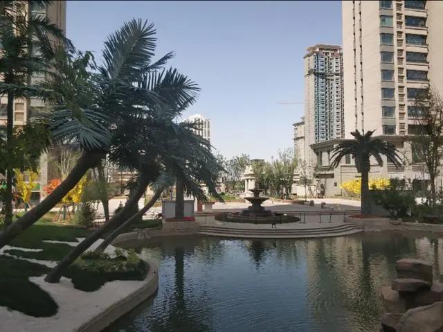 绿地城二期绿化乌鲁木齐,乌鲁木齐中海万锦公馆绿化环境